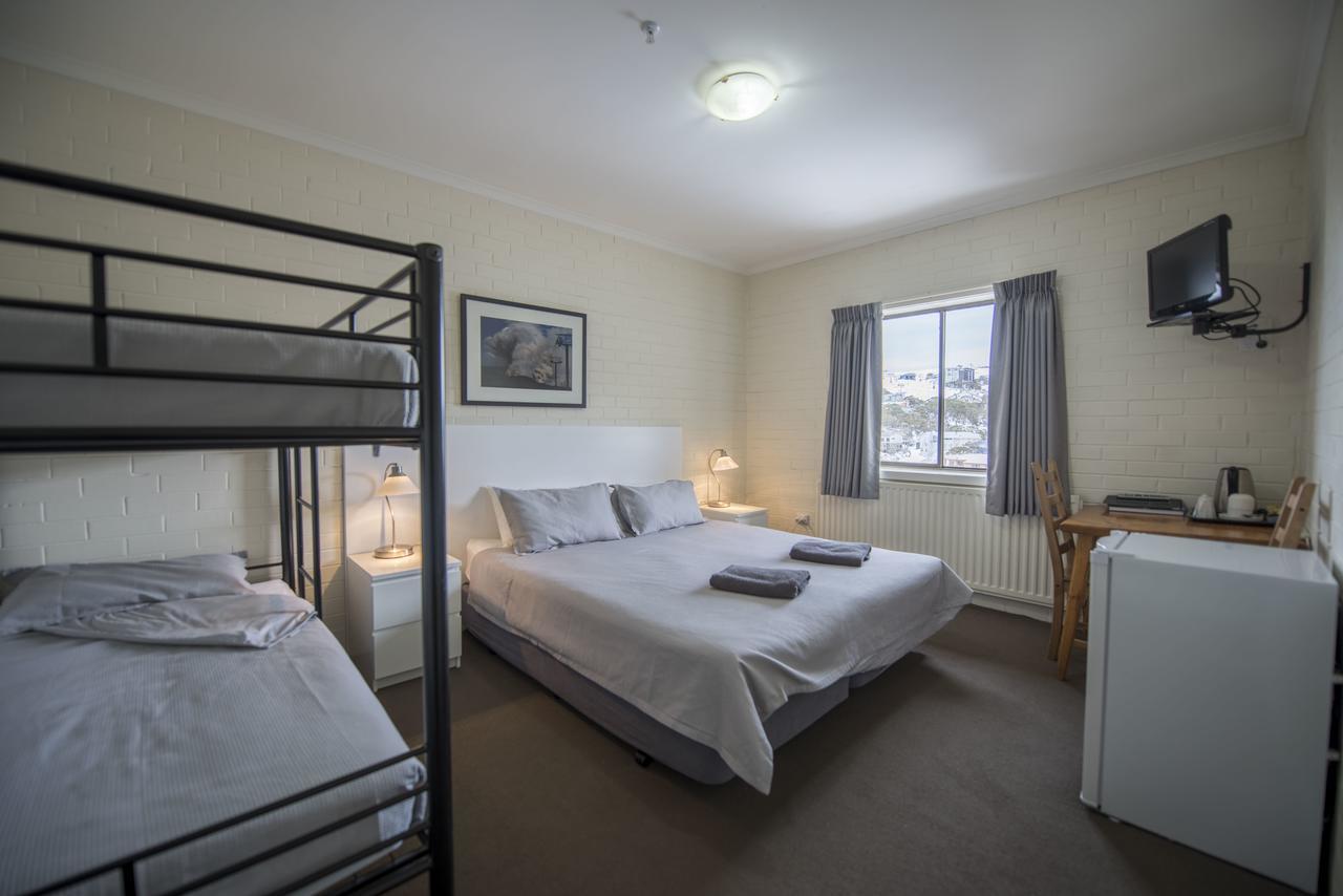 Enzian Hotel Mt Buller Mount Buller Exterior photo